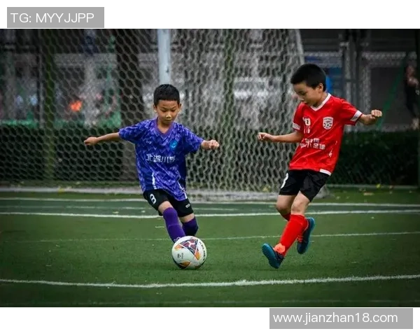 阿六足球：探索足球背后的故事与激情，感受运动的魅力与团队的力量